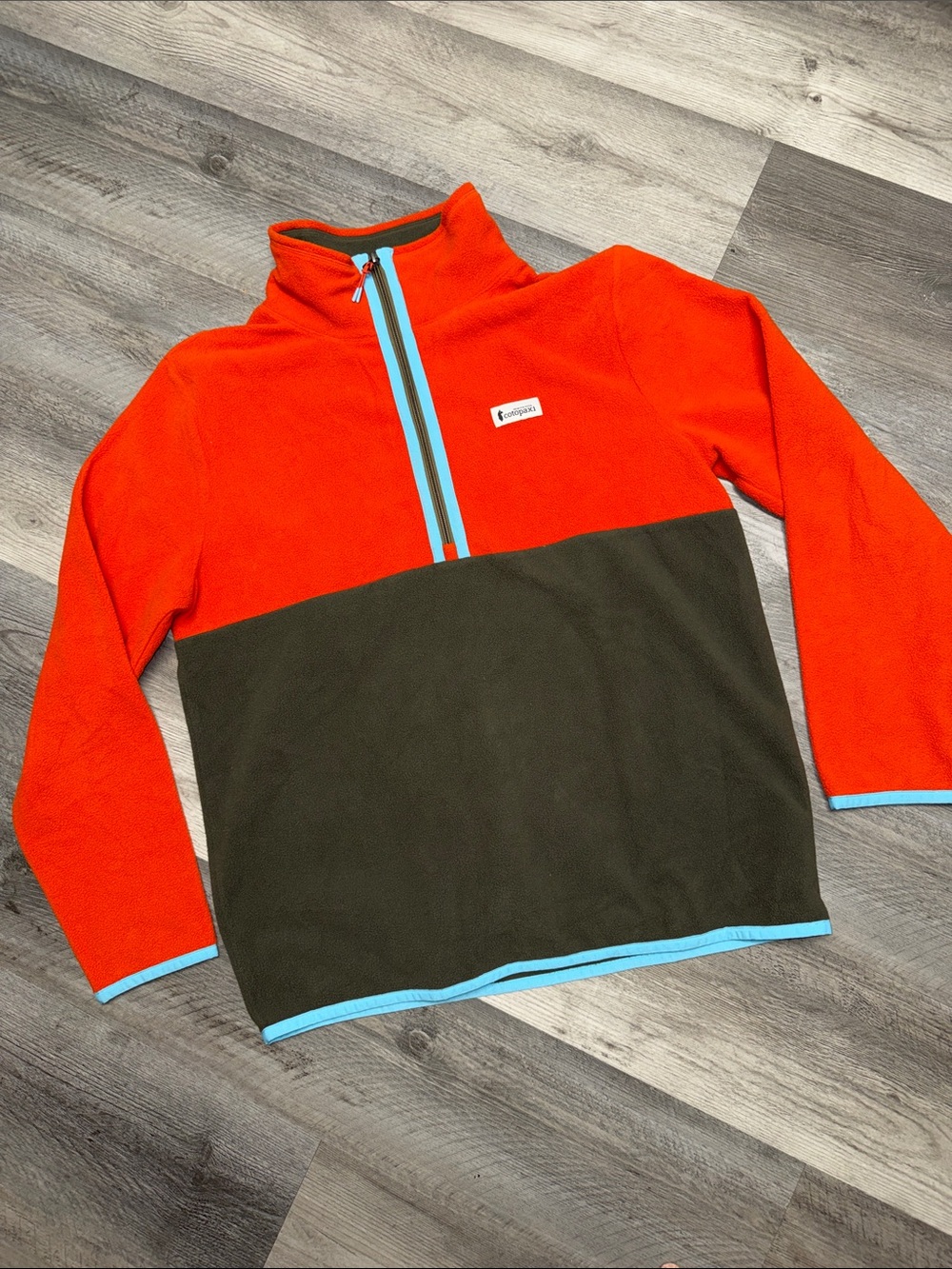 Cotopaxi zip sweater pullover